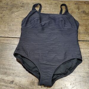 Lands' End 18W Swimsuit Black Built Bra One Piece Beach Swimwear *READ